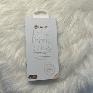 Owlet Extra Fabric Socks NIB 4 Socks Fits Babies Up to 30 lbs.Dusty Rose 0-18 mo